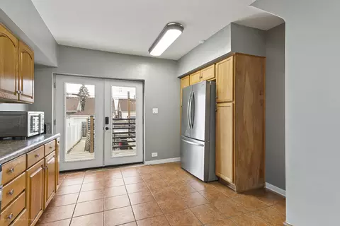 Kitchen - 2714 N Mango Ave, Chicago, IL 60639 photo 4 of 5