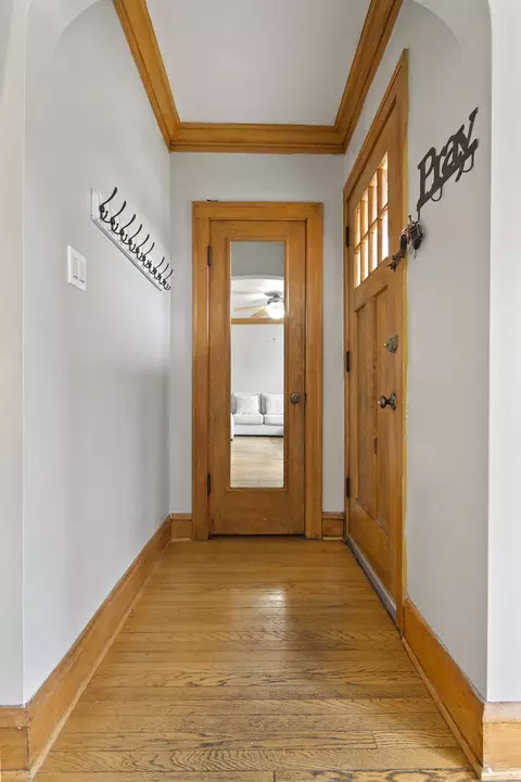 Entry Way - 2714 N Mango Ave, Chicago, IL 60639 photo 1 of 2