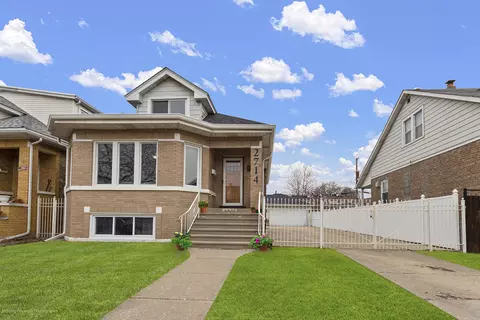 Exterior - 2714 N Mango Ave, Chicago, IL 60639 photo 2 of 8