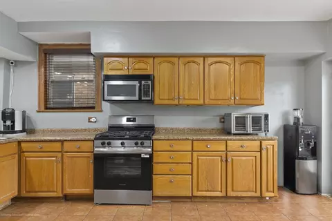 Kitchen - 2714 N Mango Ave, Chicago, IL 60639 photo 3 of 5