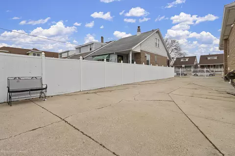 Exterior - 2714 N Mango Ave, Chicago, IL 60639 photo 7 of 8