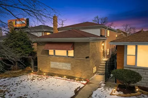 7919 S Wentworth Ave, Chicago, IL 60620
