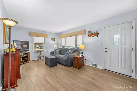 Other - 1630 Henry Ave, Des Plaines, IL 60016 photo 2 of 9