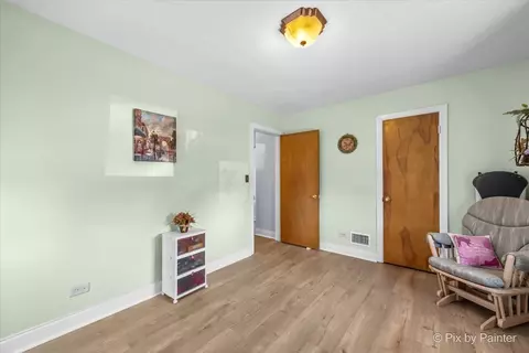 Bedroom - 1630 Henry Ave, Des Plaines, IL 60016 photo 3 of 3
