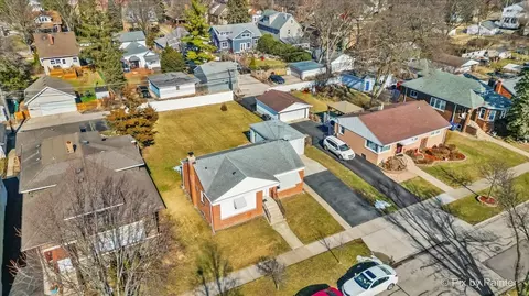 View/Area - 1630 Henry Ave, Des Plaines, IL 60016 photo 3 of 9