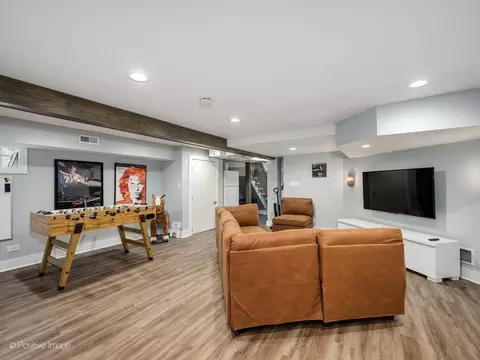 Living - 305 Maplewood Rd, Riverside, IL 60546 photo 5 of 5