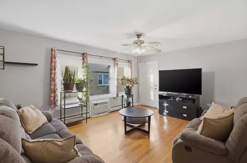 3822 Ruby St #2E, Schiller Park, IL 60176 photo 5