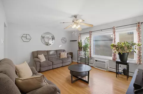 3822 Ruby St #2E, Schiller Park, IL 60176 photo 4