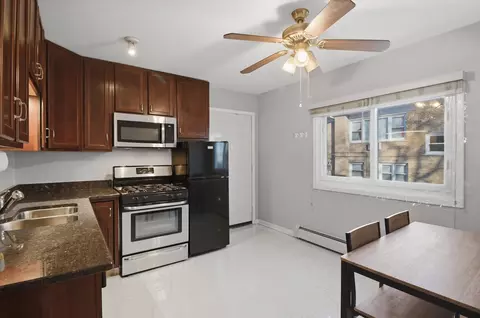 3822 Ruby St #2E, Schiller Park, IL 60176 photo 10