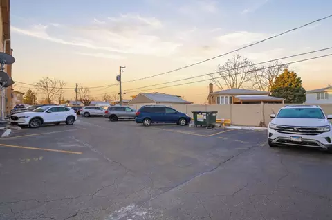 3822 Ruby St #2E, Schiller Park, IL 60176 photo 25