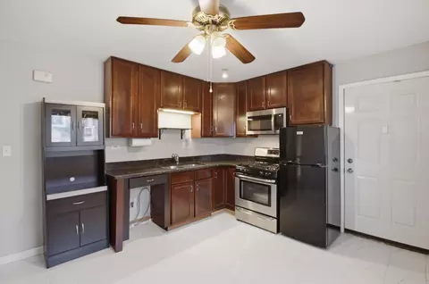 3822 Ruby St #2E, Schiller Park, IL 60176 photo 9