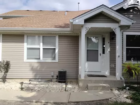 12248 Fairway Cir #B, Blue Island, IL 60406
