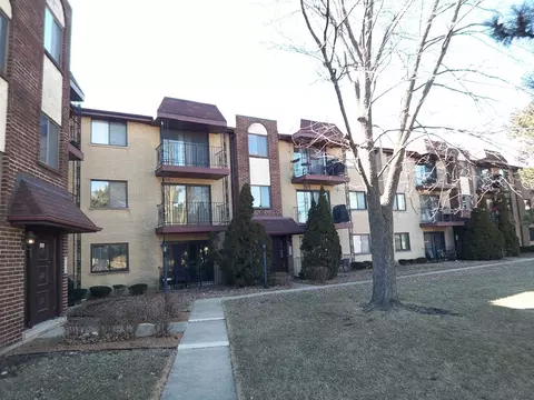 139 E Grand Ave #1B, Bensenville, IL 60106
