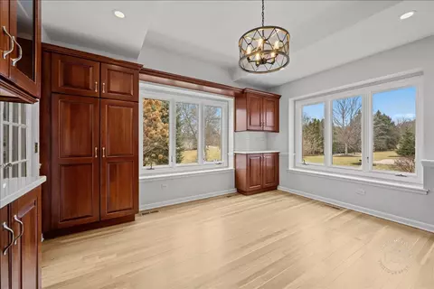 2802 Wedgewood Dr, Naperville, IL 60565 photo 11