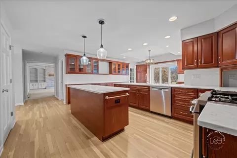 2802 Wedgewood Dr, Naperville, IL 60565 photo 15