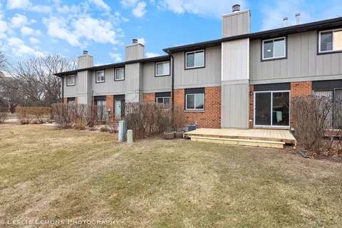 1026 Briarcliffe Blvd, Wheaton, IL 60189 photo 10
