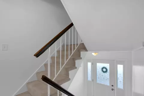 Entry Way - 2051 Kettering Rd, Hoffman Estates, IL 60169 photo 1 of 1