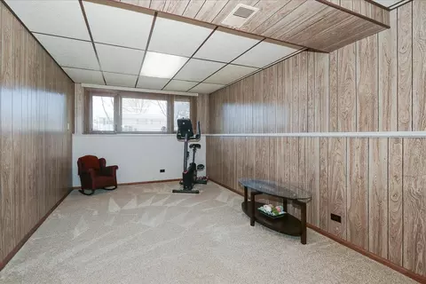 Other - 1335 Gentry Rd, Hoffman Estates, IL 60169 photo 6 of 8