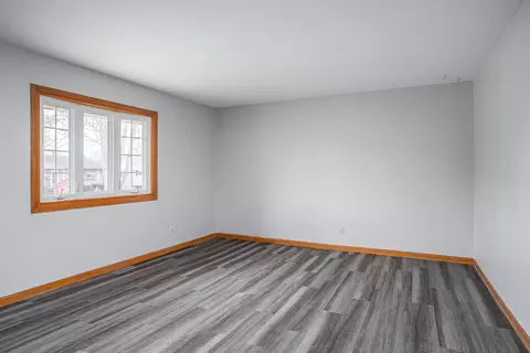 Living - 4905 50th St, Moline, IL 61265 photo 1 of 2
