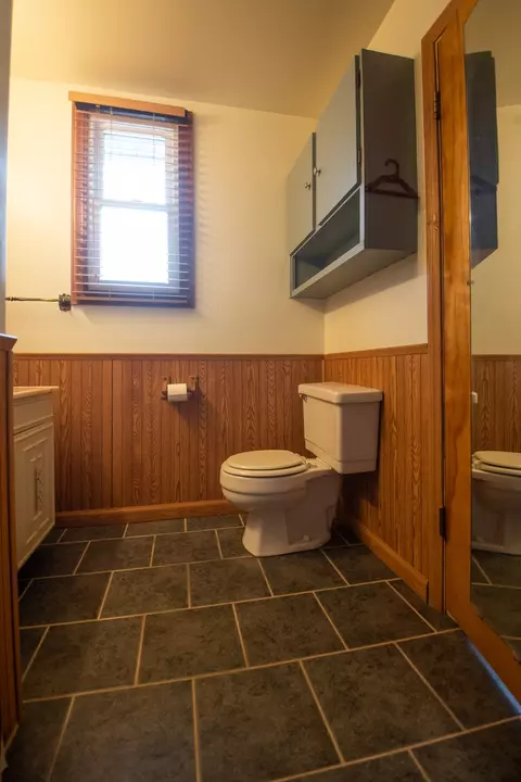 Bath - 1903 W First St, Dixon, IL 61021 photo 1 of 3