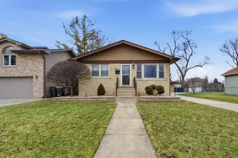 6524 Ridge Dr, Chicago Ridge, IL 60415