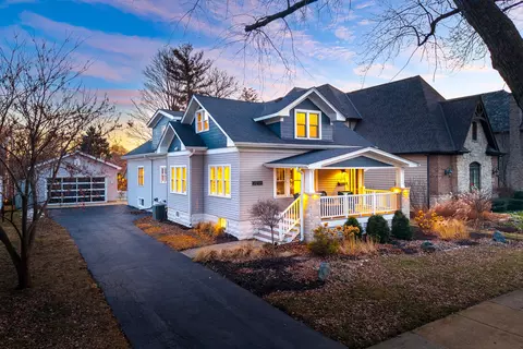 312 Douglas Ave, Naperville, IL 60540