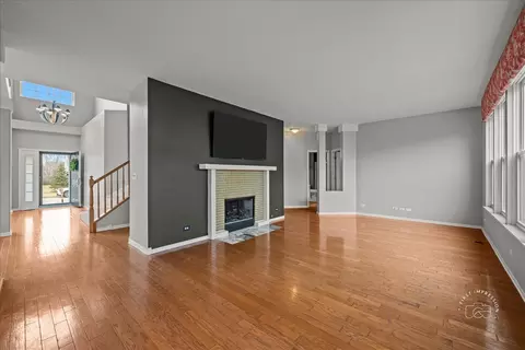 Living - 1635 Rosehall Ln, Elgin, IL 60123 photo 4 of 8