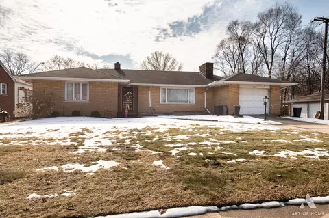 131 Detroit St, Calumet City, IL 60409