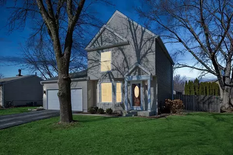 1137 Crimson Ct, Naperville, IL 60564