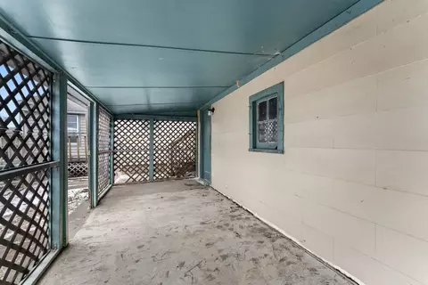 Exterior - 216 5th St E, Milan, IL 61264 photo 3 of 5