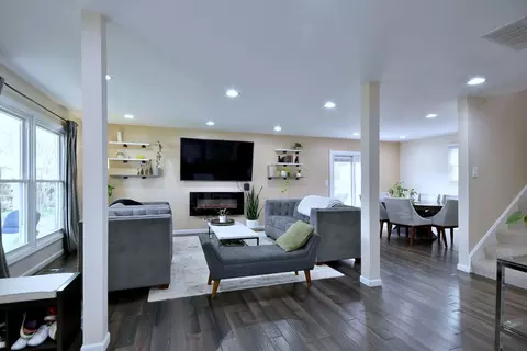 Other - 492 Bernice Ct, Wheeling, IL 60090 photo 1 of 4