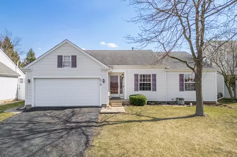 319 W Streamwood Blvd, Streamwood, IL 60107