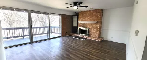 Living - 1607 E Maple Ter #2D, Lisle, IL 60532 photo 4 of 4