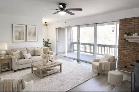 Living - 1607 E Maple Ter #2D, Lisle, IL 60532 photo 2 of 4