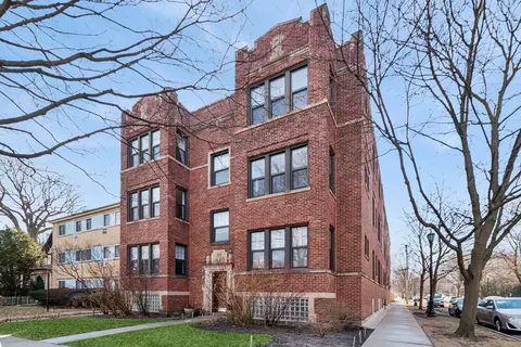 834 Seward St #2, Evanston, IL 60202