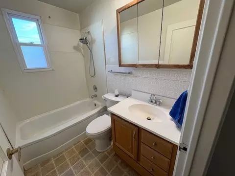 968 40th St, Moline, IL 61265 photo 13
