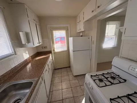 968 40th St, Moline, IL 61265 photo 9