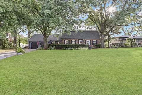 14201 S Chickasaw Trl, Homer Glen, IL 60491