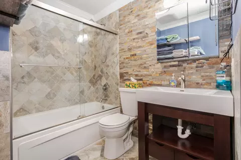 Bath - 1302 E Vernon Ave, Normal, IL 61761 photo 1 of 3