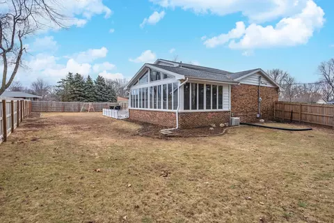 Exterior - 1302 E Vernon Ave, Normal, IL 61761 photo 7 of 16