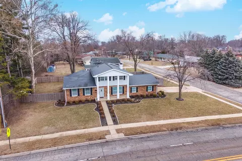 View/Area - 1302 E Vernon Ave, Normal, IL 61761 photo 4 of 7