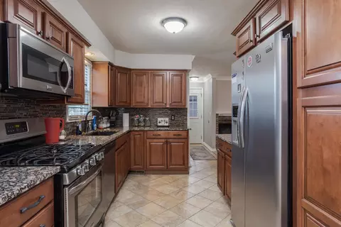 Kitchen - 1302 E Vernon Ave, Normal, IL 61761 photo 1 of 3