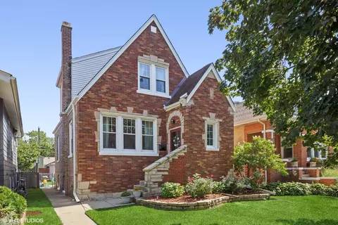3121 Vernon Ave, Brookfield, IL 60513