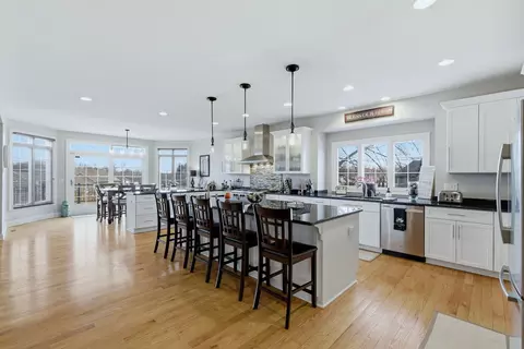 Kitchen - 25230 S Tuscany Dr E, Monee, IL 60449 photo 4 of 5