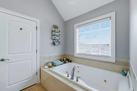 Bath - 25230 S Tuscany Dr E, Monee, IL 60449 photo 4 of 7