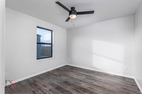 Bedroom - 309 19th Ave, Ottawa, IL 61350 photo 1 of 2