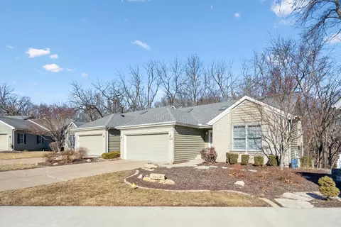 4037 36th Ave Ct #4, Moline, IL 61265