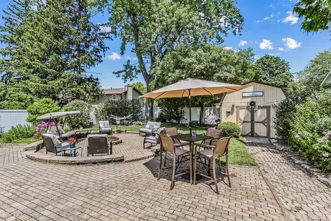 544 E 2nd St, Lockport, IL 60441 photo 12