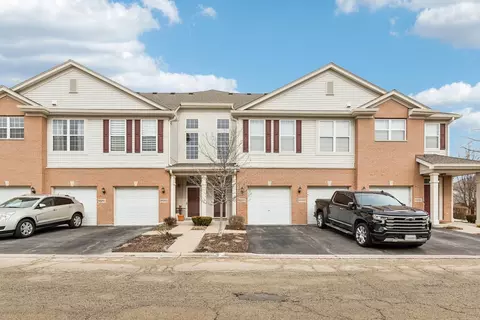 8126 Concord Ln #D, Justice, IL 60458