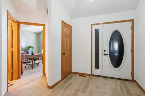 Entry Way - 728 10th Avenue Ct, Hampton, IL 61256 photo 1 of 1